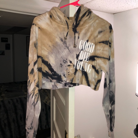 lindafinegold Tops - Super cropped assholes live forever hoodie